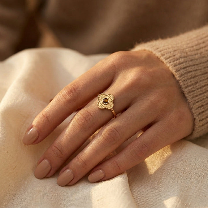 Anel Aberto Floral Dourado