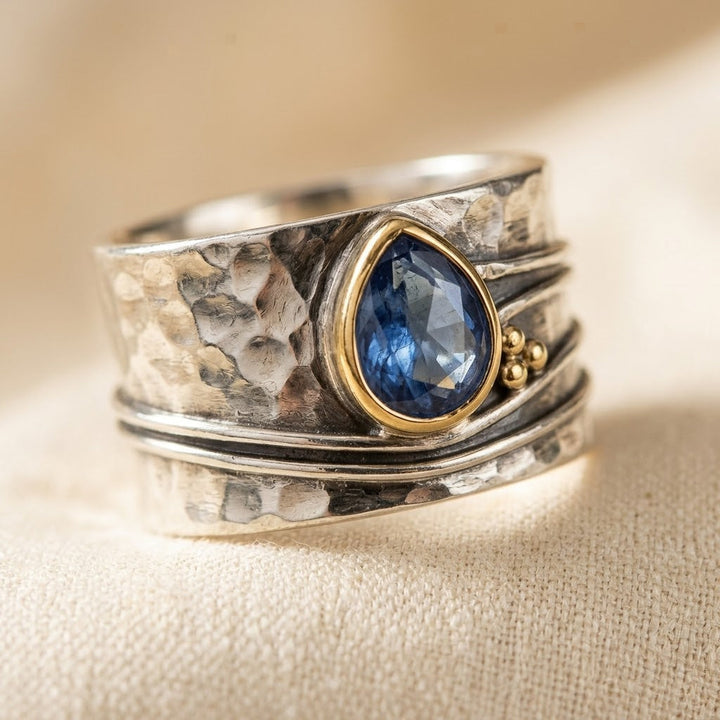 Anel com Acento de Bezel em Prata e Ouro